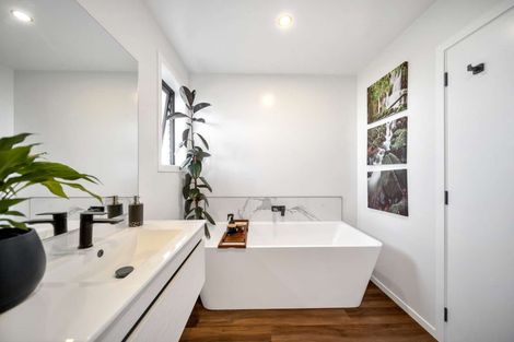 Photo of property in 102 Tukare Loop, Te Anau, 9600