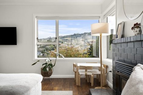 Photo of property in 14 Upland Street, Helensburgh, Dunedin, 9010