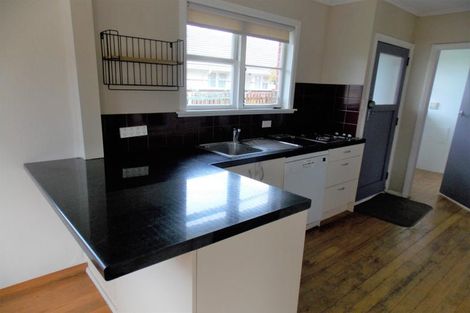 Photo of property in 1 Field Street, Silverstream, Upper Hutt, 5019