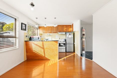 Photo of property in 14 Kellett Road, Ranui, Auckland, 0612