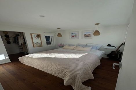 Photo of property in 55 Sunset Road, Totara Vale, Auckland, 0632