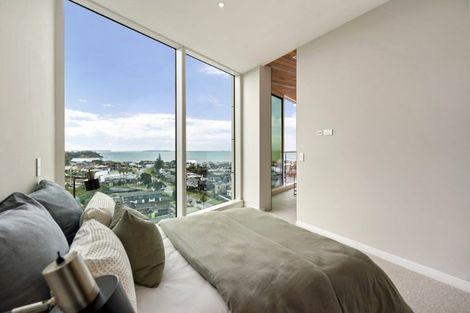 Photo of property in 3/258 Lake Road, Hauraki, Auckland, 0622