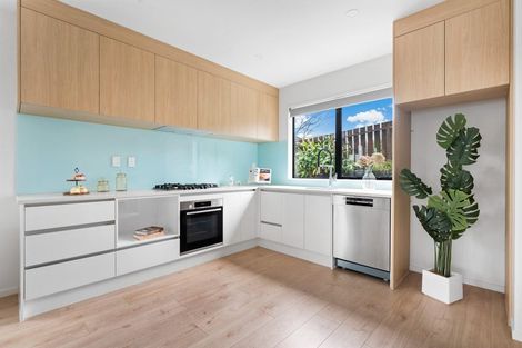 Photo of property in 22b Aorangi Place, Birkenhead, Auckland, 0626