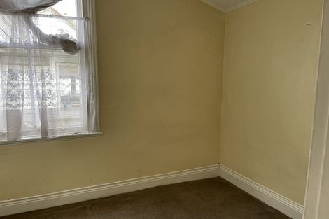 Photo of property in 128 Wallace Street, Mount Cook, Wellington, 6021
