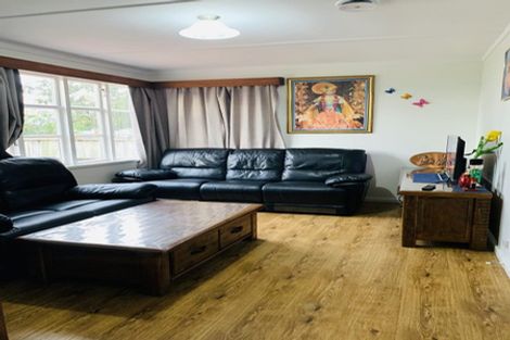 Photo of property in 3154 Great North Road, New Lynn, Auckland, 0600