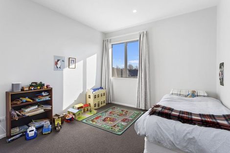 Photo of property in 13 Mcivor Place, Rangiora, 7400