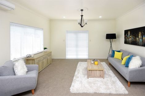 Photo of property in 2/23a Hill Road, Manurewa, Auckland, 2102