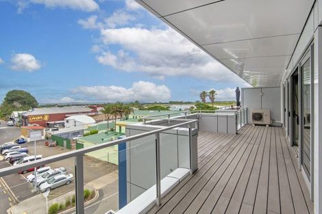Photo of property in Quayside Apartments, 304/11 George Street, Whakatane, 3120