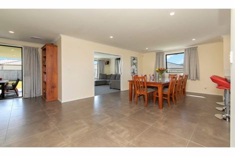 Photo of property in 8 Remana Crescent, Huapai, Kumeu, 0810