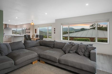 Photo of property in 14 Riverside Place, Katikati, 3129