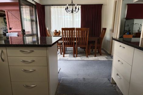 Photo of property in 3 Trust Place, Sunnyhills, Auckland, 2010