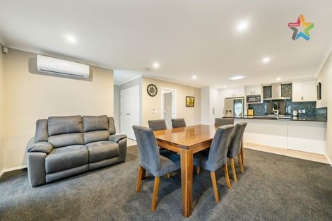 Photo of property in 6 Jack Vaughan Grove, Wainuiomata, Lower Hutt, 5014