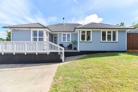 Photo of property in 54 Don Buck Road, Massey, Auckland, 0614
