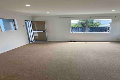Photo of property in 4 Northall Road, New Lynn, Auckland, 0600