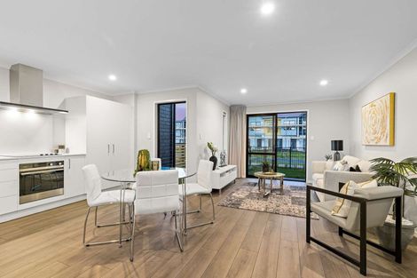 Photo of property in 76 Papatupu Way, Kumeu, 0810