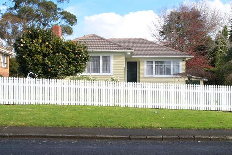 Photo of property in 34 Hallberry Road, Mangere East, Auckland, 2024