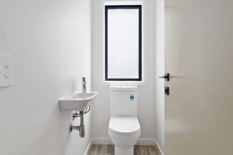 Photo of property in 2/2 Barry Avenue, Cromwell, 9310