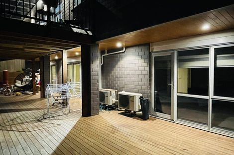 Photo of property in 15 Evelina Lane, Flat Bush, Auckland, 2019
