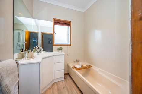 Photo of property in 174 Fox Street, Hamilton East, Hamilton, 3216