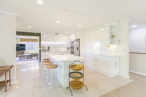 Photo of property in 43 Hetley Crescent, Taradale, Napier, 4112