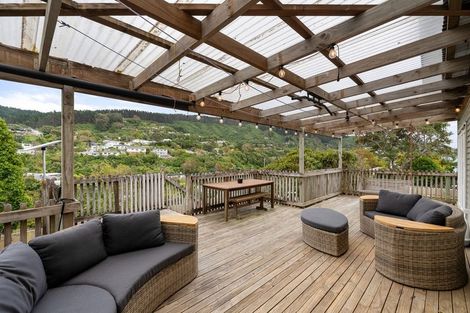 Photo of property in 30 Ngatitoa Street, Tawa, Wellington, 5028