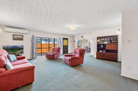 Photo of property in 16a Kinross Place, Mount Maunganui, 3116