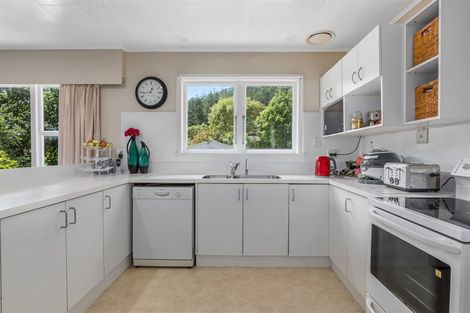 Photo of property in 8 Hine Road, Wainuiomata, Lower Hutt, 5014