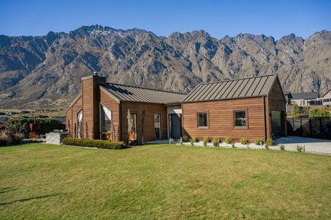 Photo of property in 60 Cunninghams Drive, Jacks Point, Queenstown, 9371