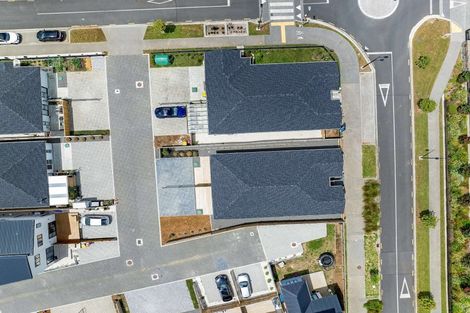 Photo of property in 6 Rorotu Avenue, Karaka, 2113