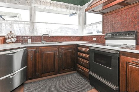 Photo of property in 111 Ballantyne Street, Frimley, Hastings, 4120