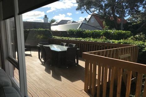 Photo of property in 15/1a Stanley Point Road, Stanley Point, Auckland, 0624