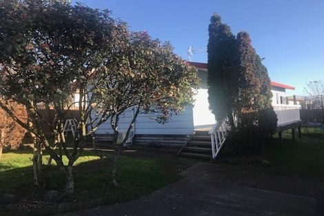 Photo of property in 2/7 Constance Place, Clover Park, Auckland, 2019