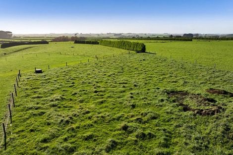 Photo of property in 328 Austin Road, Normanby, Hawera, 4675