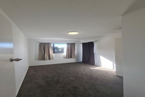 Photo of property in 1/338 Main Road, Tawa, Wellington, 5028