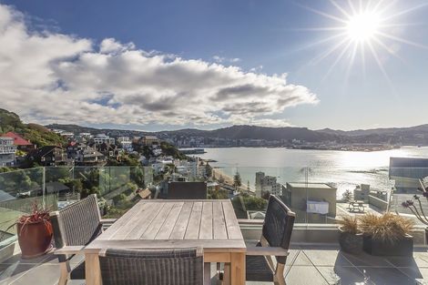 Photo of property in 4a/22 Telford Terrace, Oriental Bay, Wellington, 6011