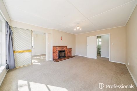 Photo of property in 5 Delaney Drive, Stokes Valley, Lower Hutt, 5019