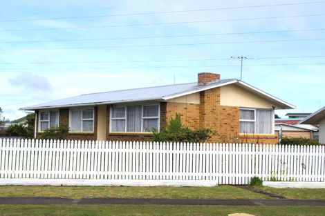 Photo of property in 14 Quennell Avenue, Favona, Auckland, 2024