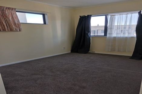 Photo of property in 43 Walworth Avenue, Pakuranga Heights, Auckland, 2010