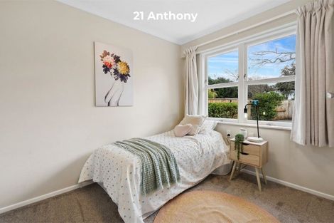 Photo of property in 21 Anthony Grove, Paraparaumu Beach, Paraparaumu, 5032