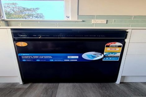 Photo of property in 27 Mcinnes Avenue, Te Kamo, Whangarei, 0112