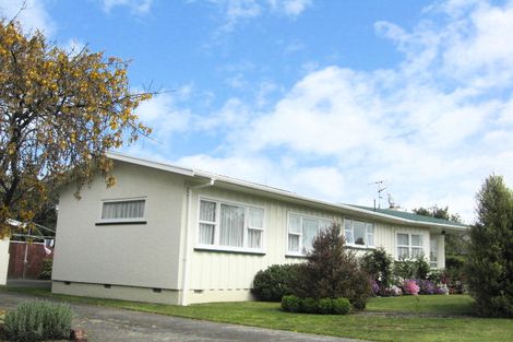 Photo of property in 14 Keats Crescent, Stoke, Nelson, 7011