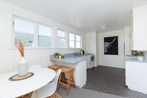 Photo of property in 2f1 Takatimu Way, Johnsonville, Wellington, 6037