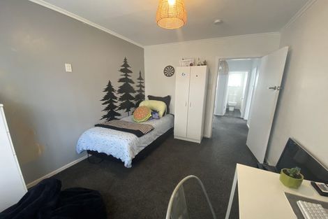 Photo of property in 19 Tahi Terrace, Glen Eden, Auckland, 0602