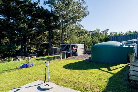 Photo of property in 27 Green Island Bush Road, Blackhead, Dunedin, 9076
