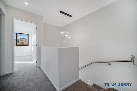 Photo of property in 40a Crestview Rise, Papakura, 2110