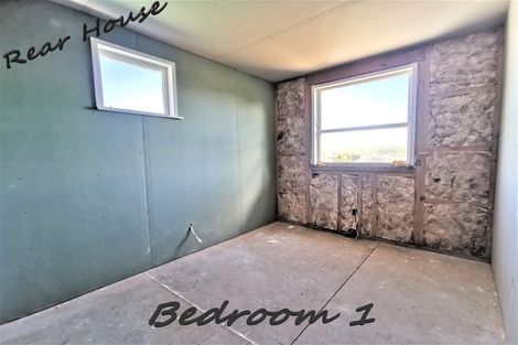 Photo of property in 99 Beazley Avenue, Paparangi, Wellington, 6037