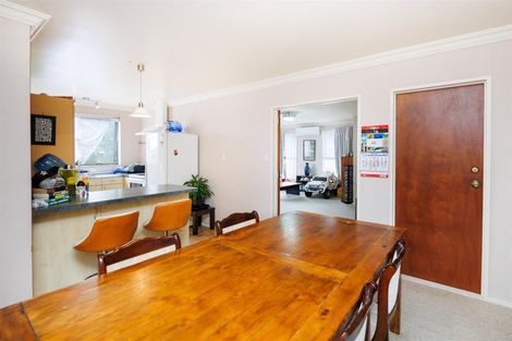 Photo of property in 12a Signal Street, Marton, 4710