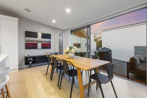 Photo of property in 29a Penzance Road, Mairangi Bay, Auckland, 0630