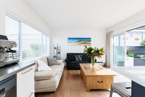 Photo of property in 33 Ings Avenue, Saint Clair, Dunedin, 9012