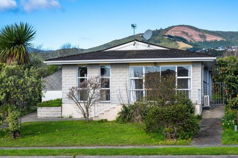 Photo of property in 56 Fergusson Street, Stoke, Nelson, 7011